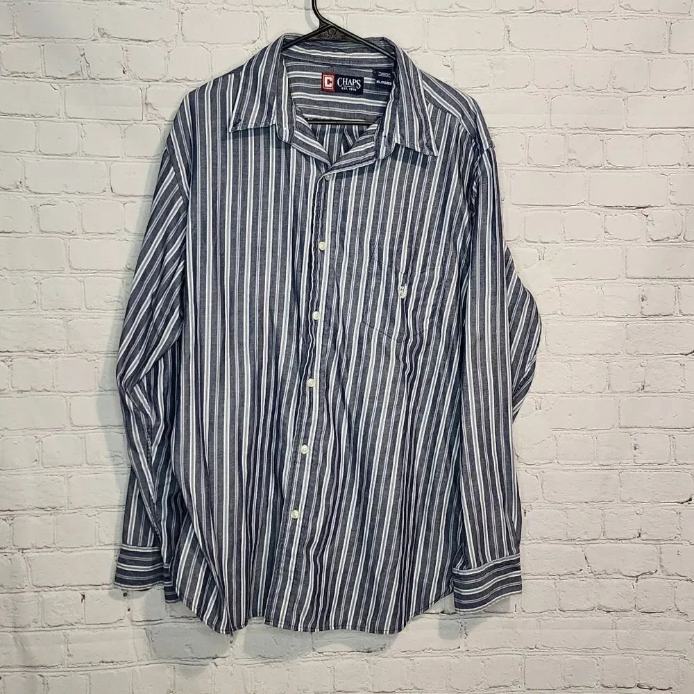 Men's Chaps longsleeve button down shirt, size XL